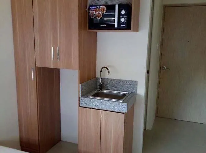 Apartment King's Place Staycation @ Urban Deca Tower Edsa